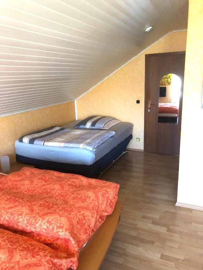 Super Xxl Ferienwohnung 73 Qm, Mit Balkon Cadolzburg Εξωτερικό φωτογραφία